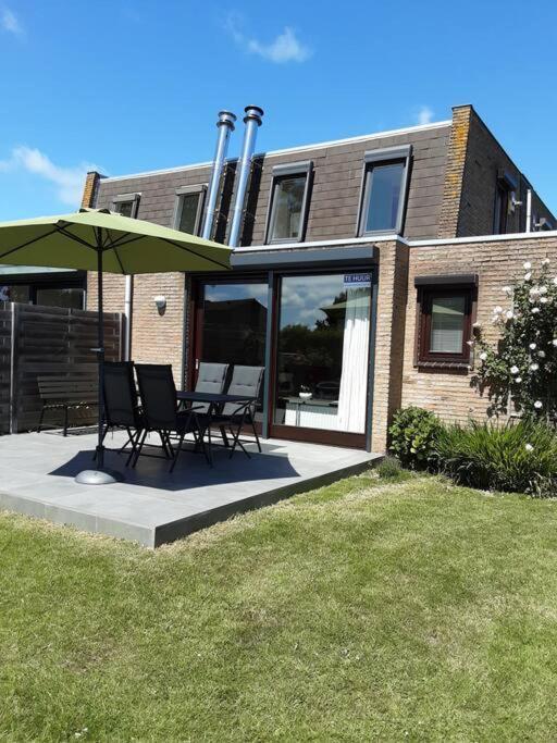 Heggerank 5B* Villa Nieuwvliet Buitenkant foto
